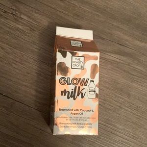 Beauty Crop highlighter